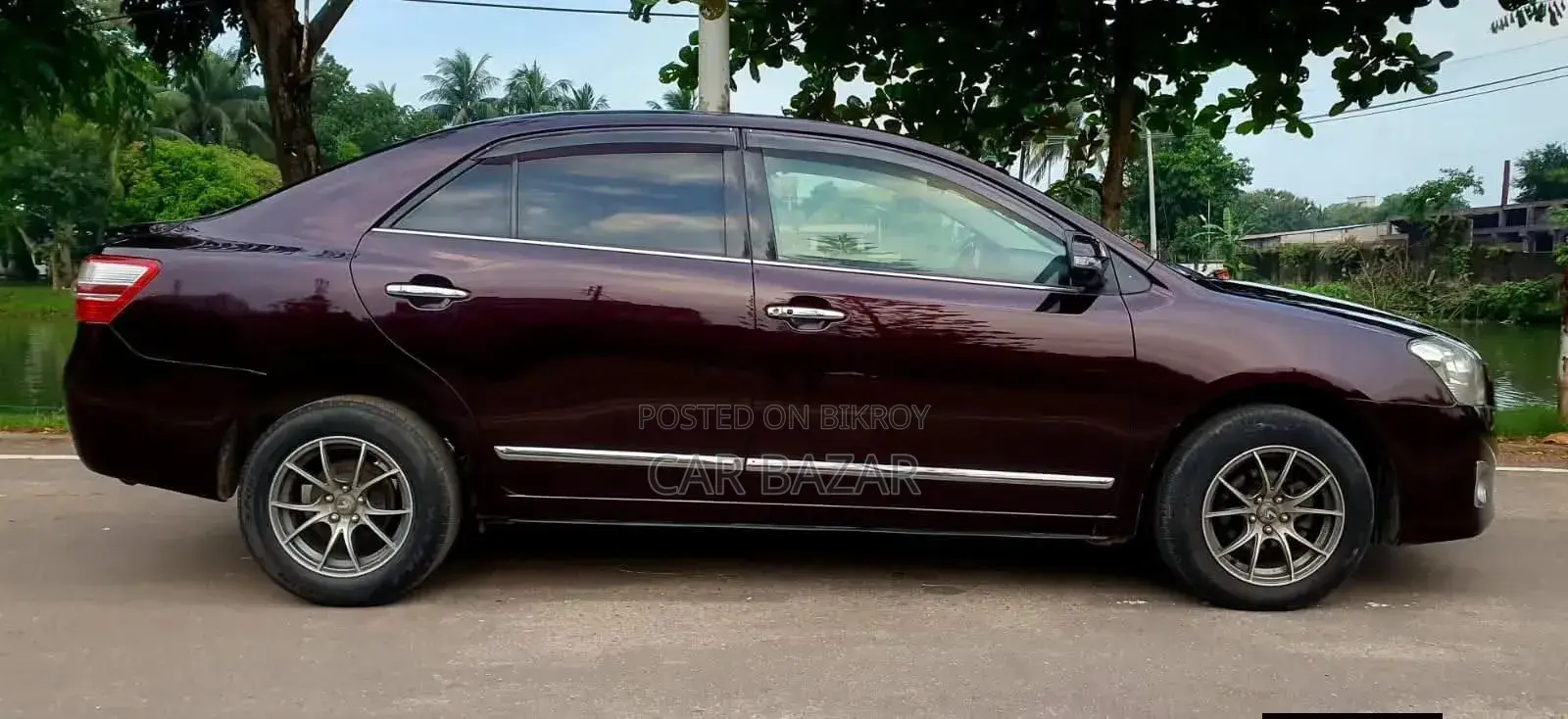 Toyota Premio 1.5 Front-Wheel Drive 2014 Maroon