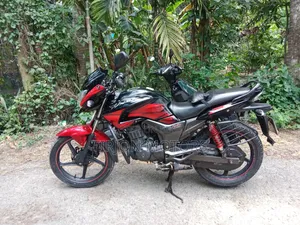 Hero Hunk 2022 Black