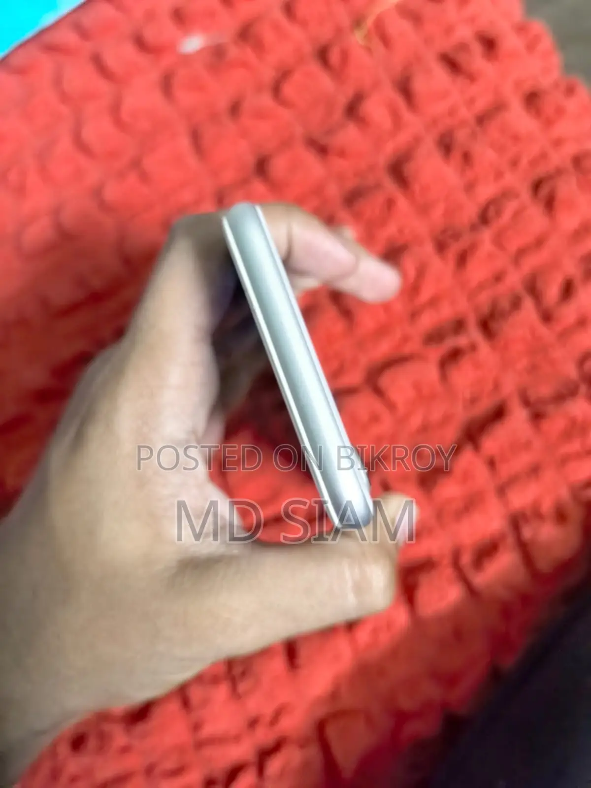 New Apple iPhone 8 64 GB White