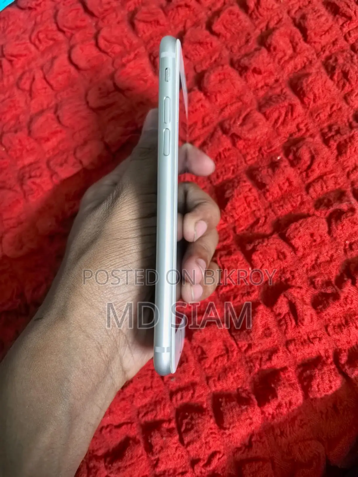 New Apple iPhone 8 64 GB White