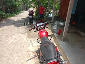 Bajaj Platina 100 2023 Red