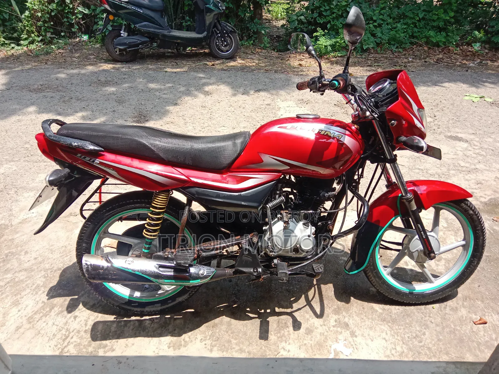 Bajaj Platina 100 2023 Red