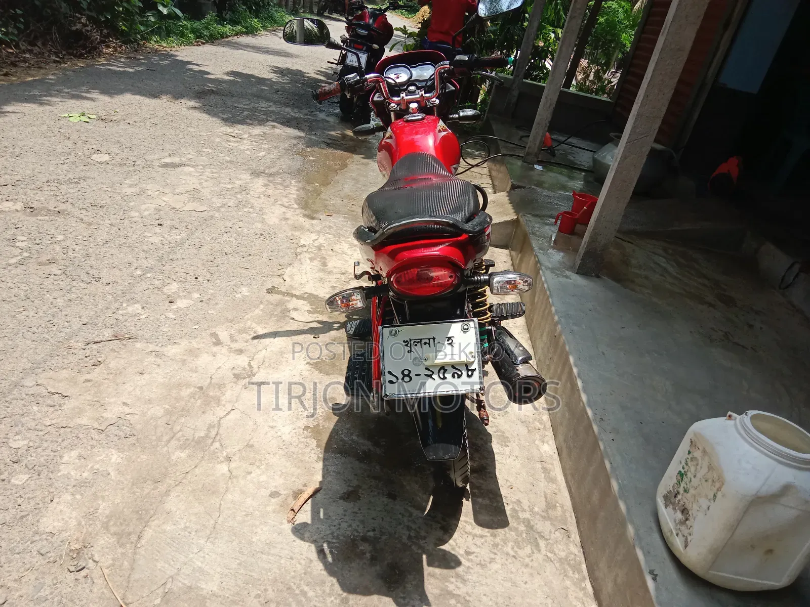 Bajaj Platina 100 2023 Red