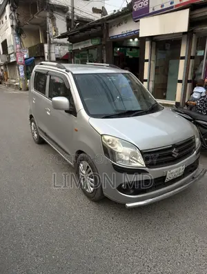Suzuki Wagon 2011 Silver