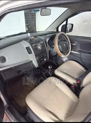 Suzuki Wagon 2011 Silver