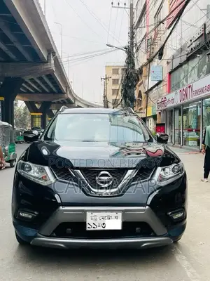 নিসান এক্স-ট্রেইল ২.০ হাইব্রিড এফডব্লিউডি ২০১৫ কালো