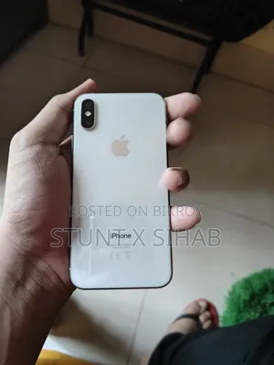 Apple iPhone XS 64 GB White
