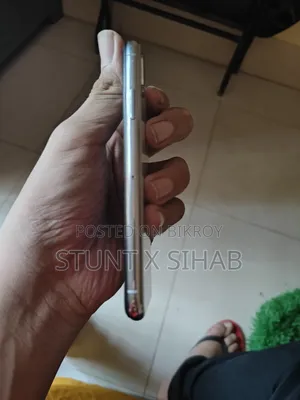 Apple iPhone XS 64 GB White