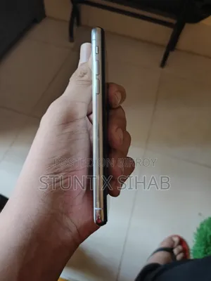 Apple iPhone XS 64 GB White