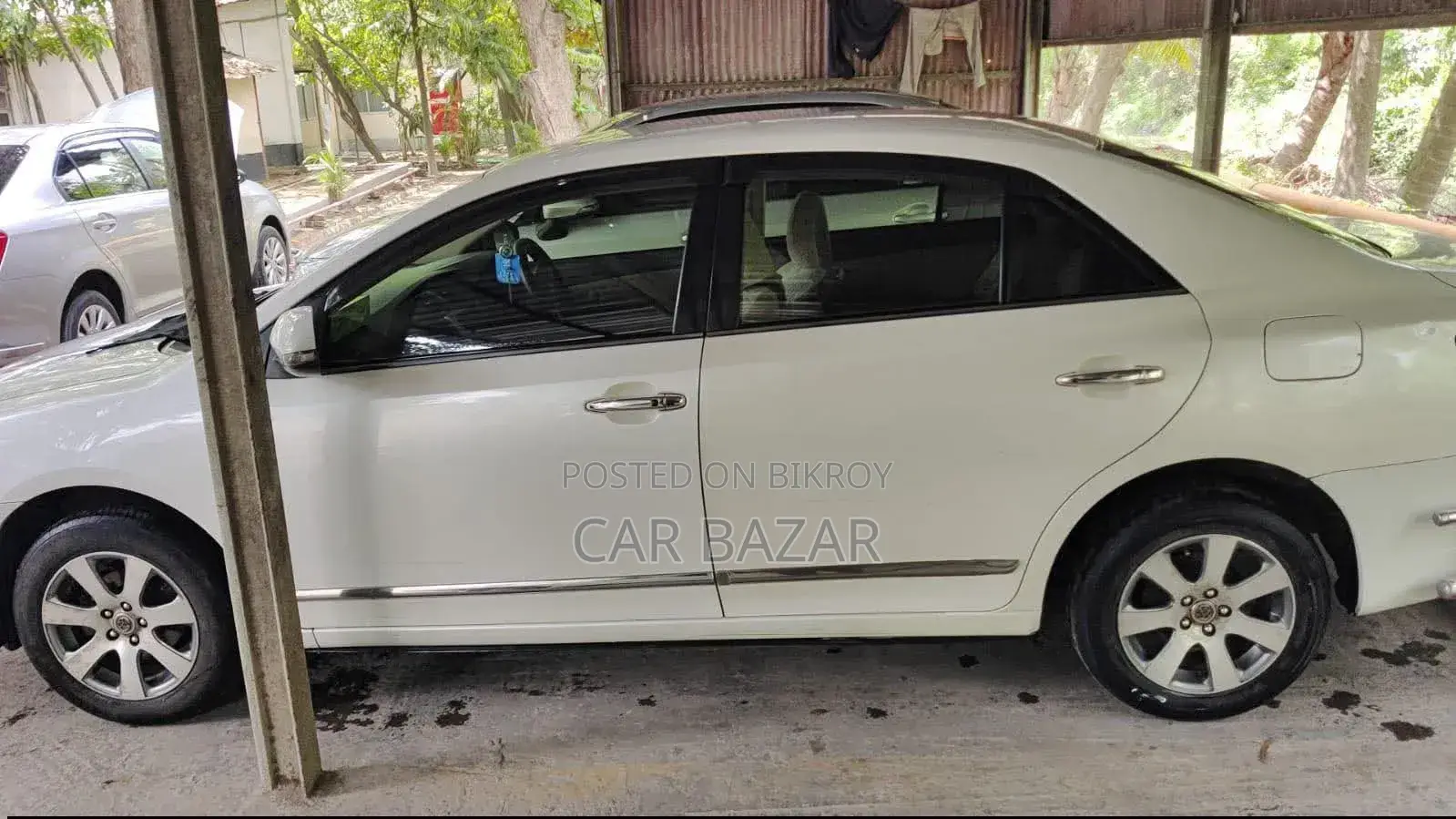 Toyota Premio 1.5 FWD 2013 Off White