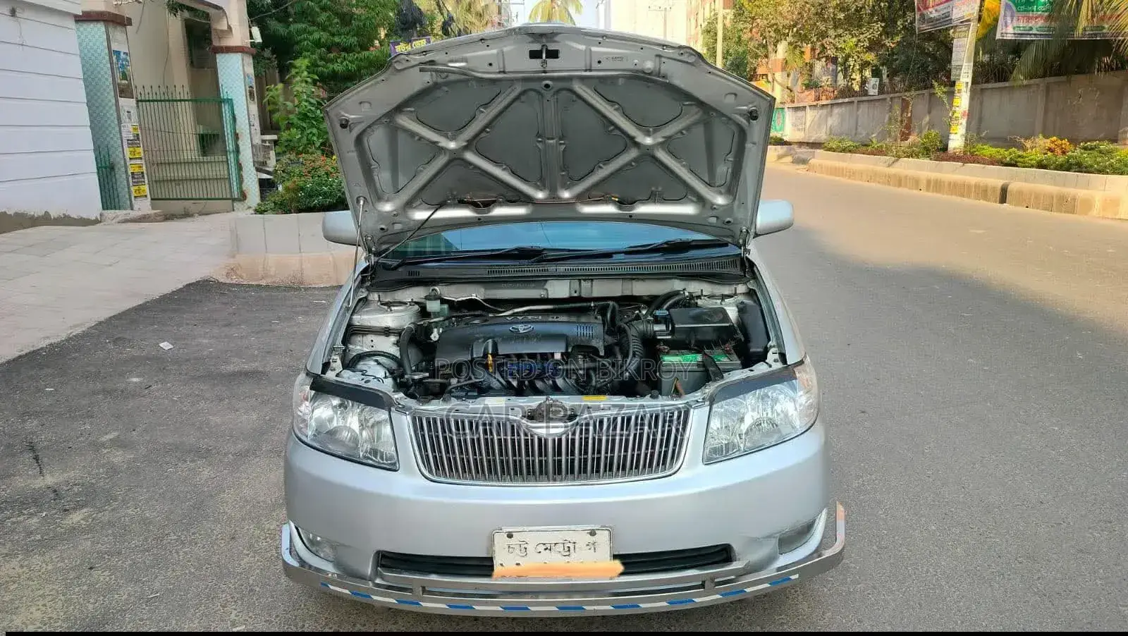টয়োটা করোলা সেডান ২০০৪ সিলভার