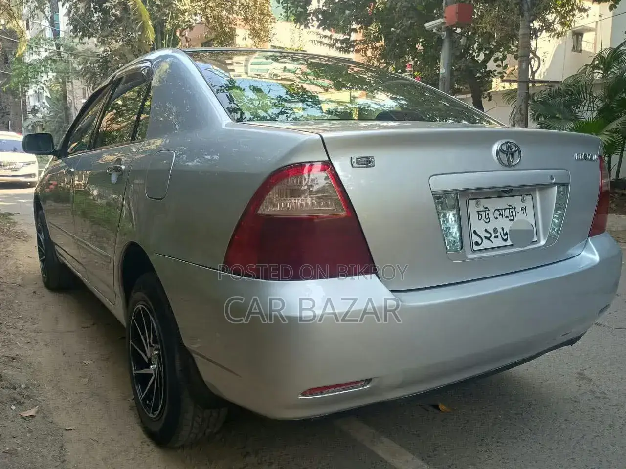 Toyota Corolla Sedan Automatic 2005 Silver