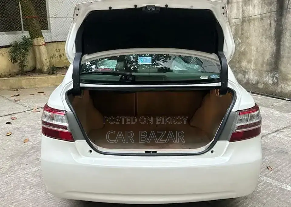 Toyota Premio 1.5 Front Wheel Drive 2010 Pearl