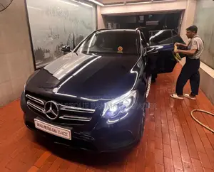 Mercedes-Benz GLC-Class 2017 Blue