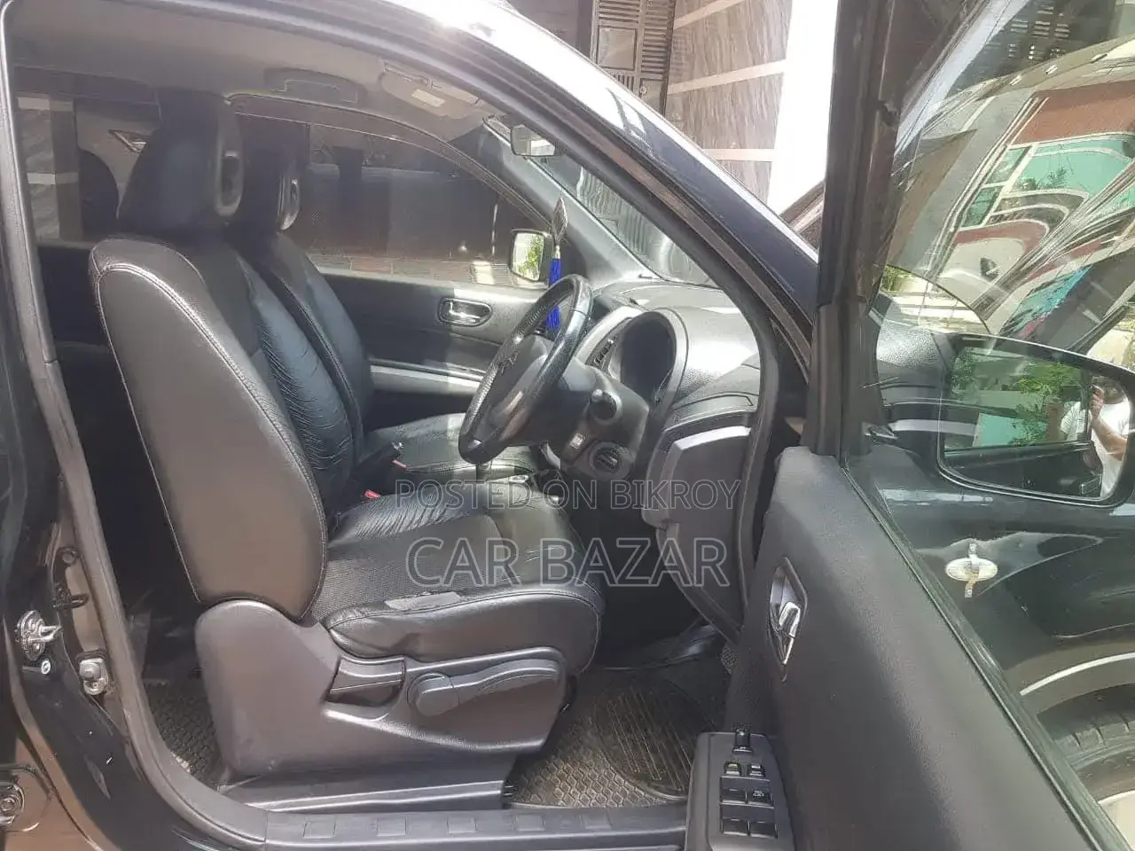 Nissan X-Trail 2.0 Petrol XE 2011 Black