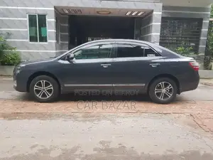 Toyota Premio 1.5 Front Wheel Drive 2015 Gray