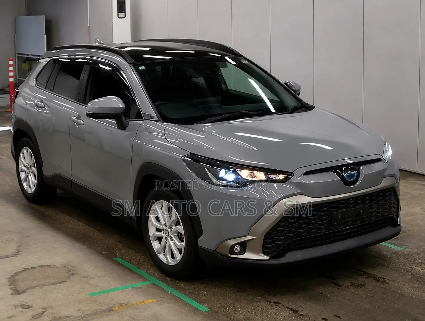 Toyota Corolla Cross 1.8 Hybrid FWD 2022 Gray