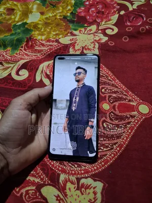 অপো এফ১৭ প্রো ১২৮ জিবি ব্ল্যাক