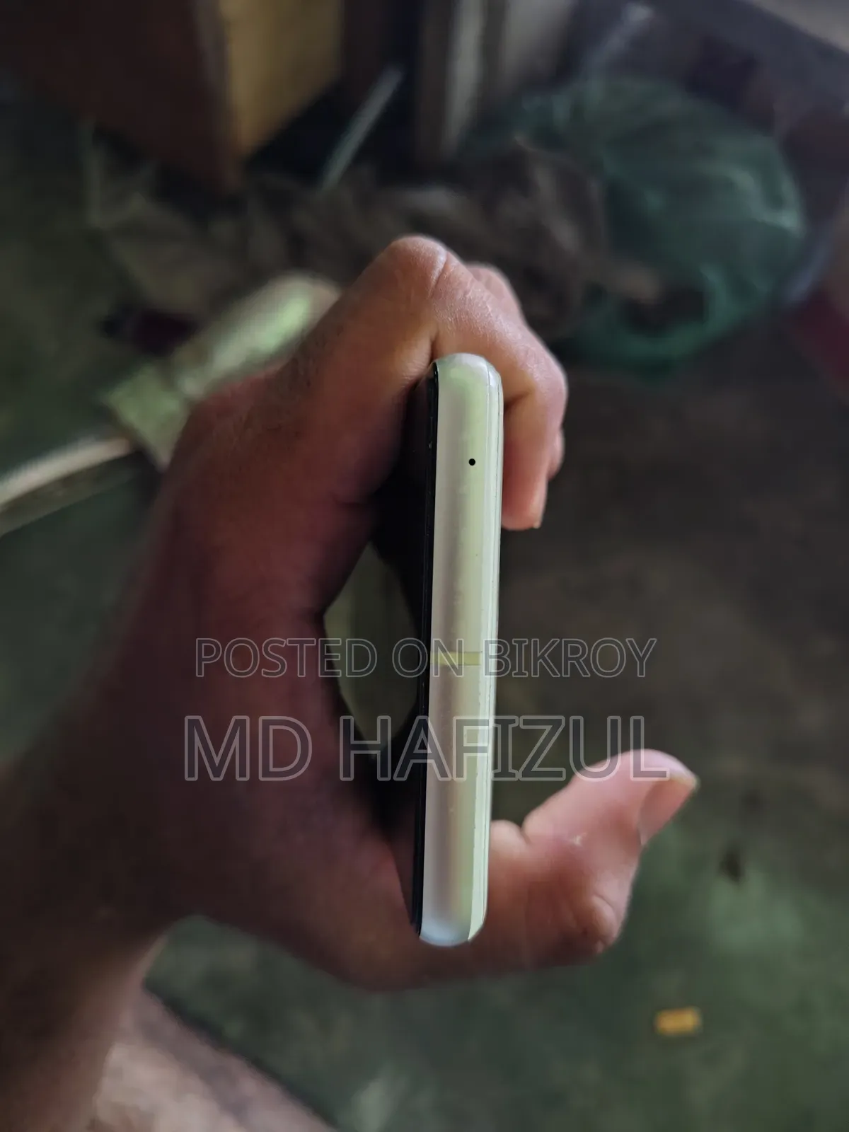 গুগল পিক্সেল ৭ ১২৮ জিবি গোল্ড