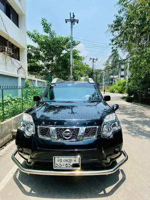 Nissan X-Trail 2.0 Petrol XE 2012 Black