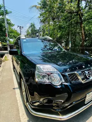 Nissan X-Trail 2.0 Petrol XE 2012 Black