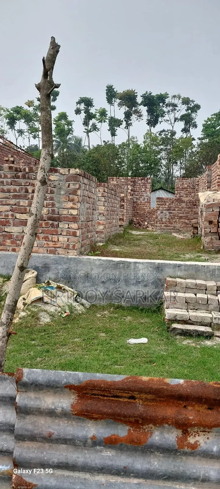 বাড়ি বিক্রি করা হবে