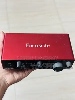 Focusrite Scarlett 2i2 Studio 3rd Gen Recording Bundle