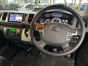 Toyota HiAce 2022 Black