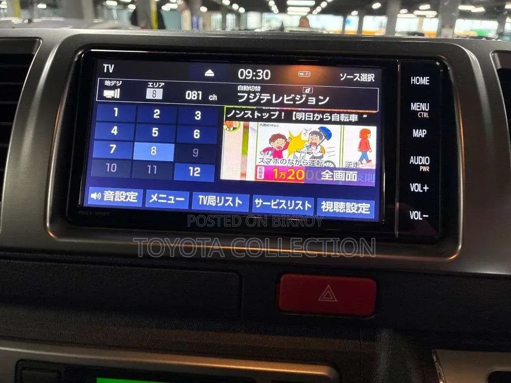 Toyota HiAce 2022 Black