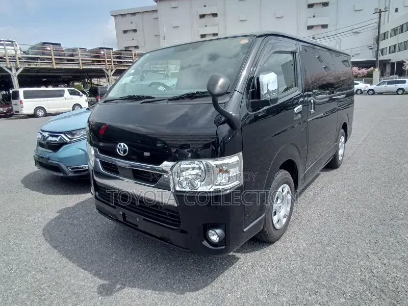 Toyota HiAce 2022 Black