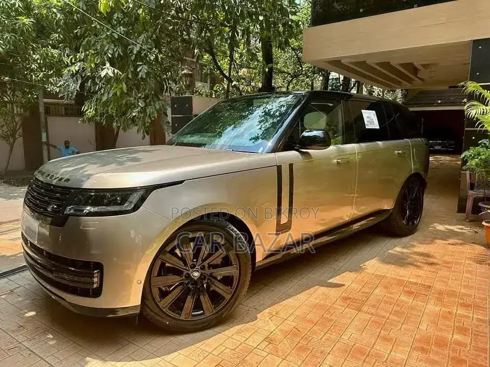 New Land Rover Range Rover Vogue 2025 Gold