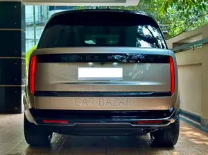New Land Rover Range Rover Vogue 2025 Gold