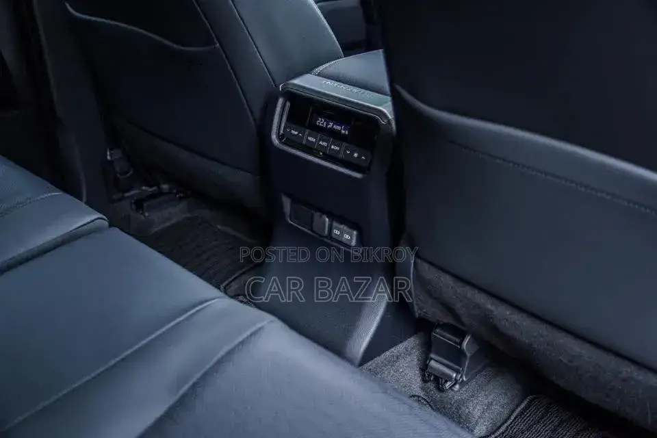 New Toyota Land Cruiser Prado 2.7 2025 Black