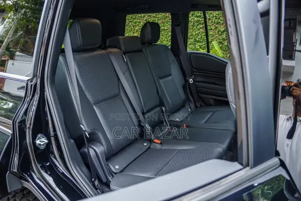 New Toyota Land Cruiser Prado 2.7 2025 Black