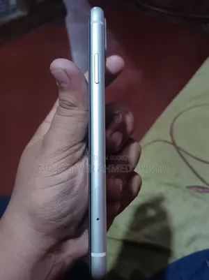 Apple iPhone 11 128 GB White