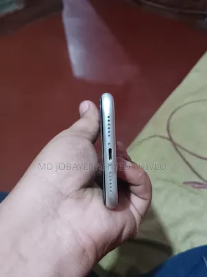 Apple iPhone 11 128 GB White