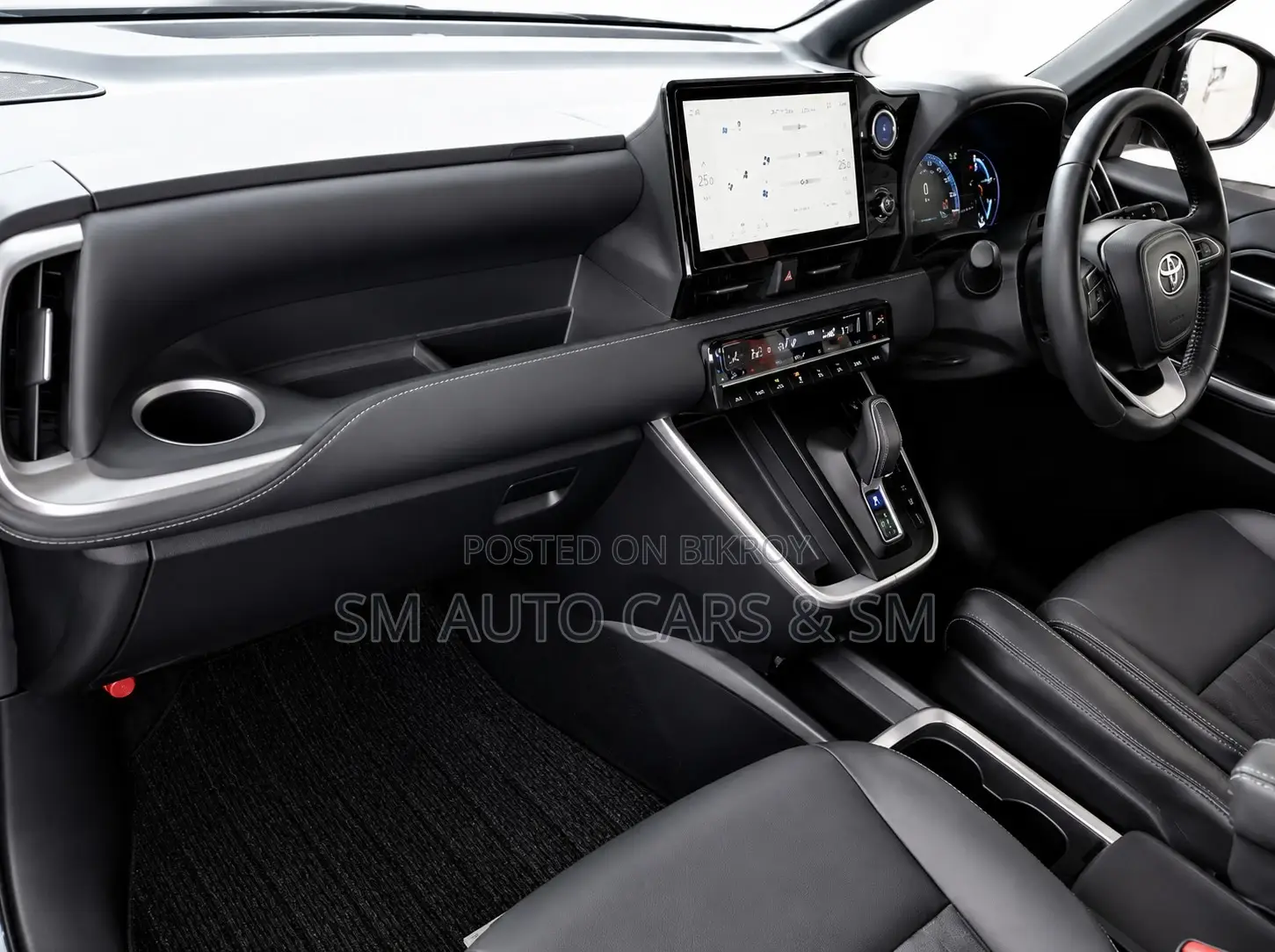 Toyota Noah 2023 Pearl