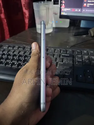 Apple iPhone 6 64 GB Gray