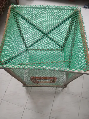 বড় খাঁচা