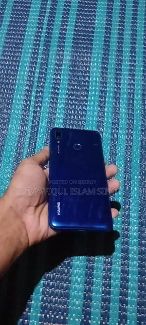 Huawei Y7 32 GB Blue