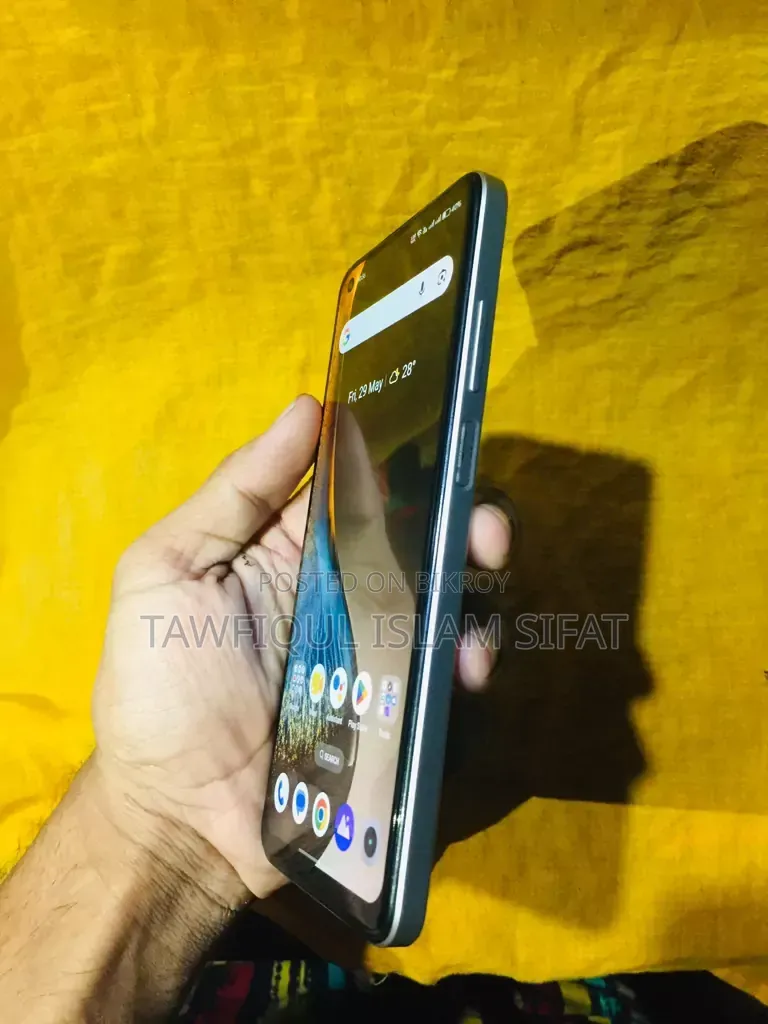 নিউ রিয়েলমি ১০ ১২৮ জিবি