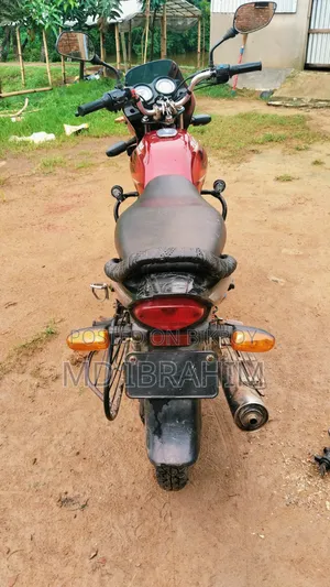 Bajaj Platina 100 2012 Red