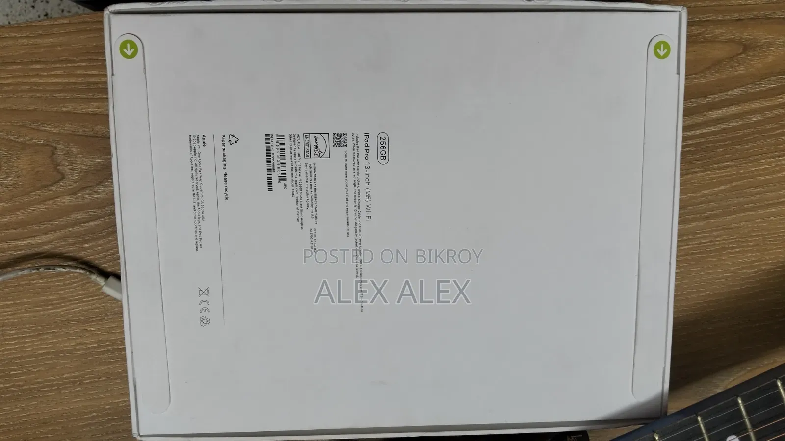 New Apple iPad Pro 13 (2025) 256 GB Silver