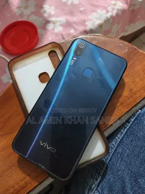 Vivo Y11 32 GB Blue