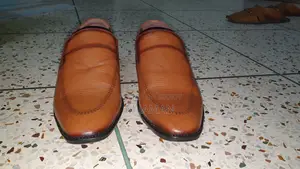 জুতা ৪২ সাইজ খয়েরী