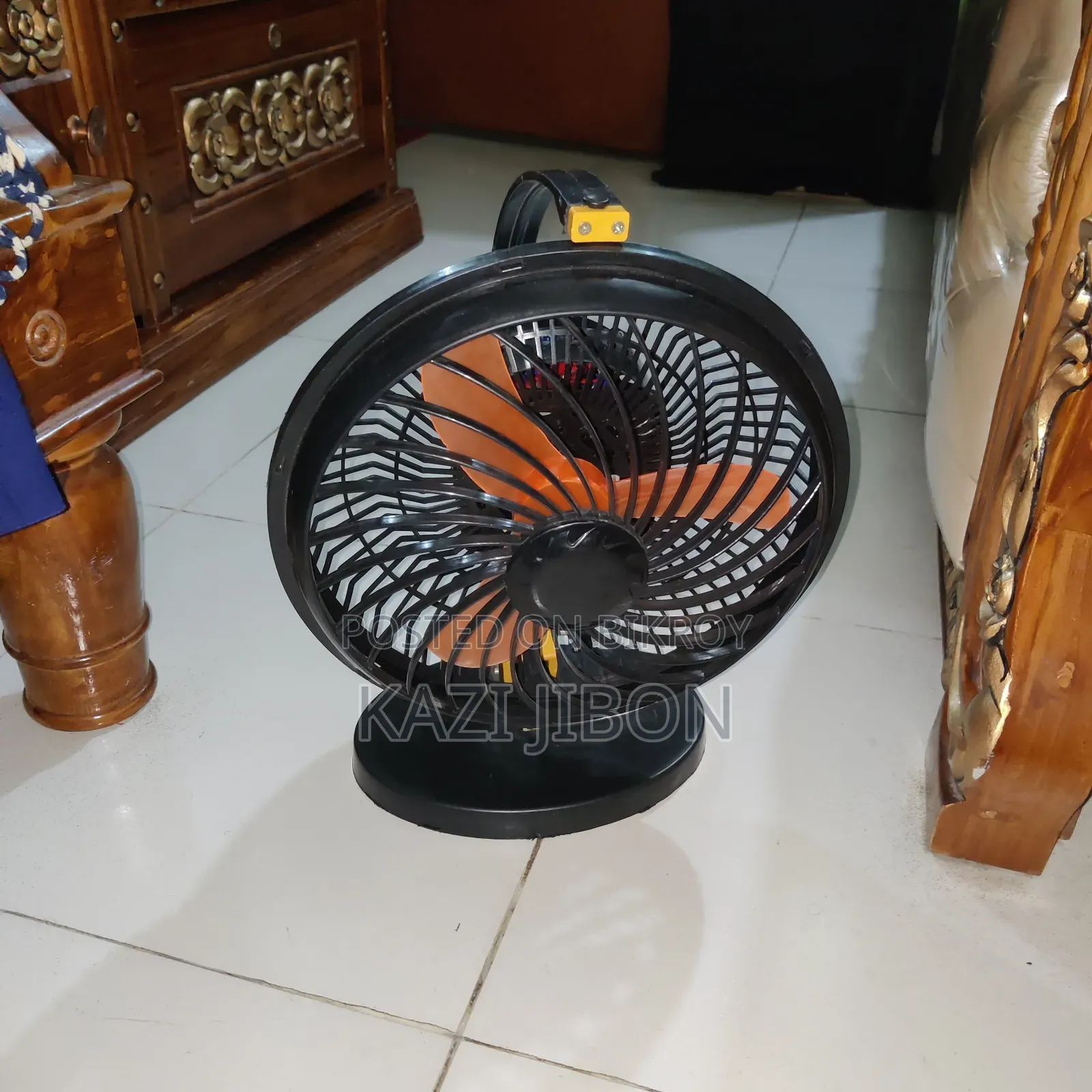 চার্জার ফ্যান