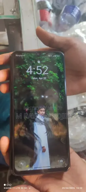 Mobile Phone 128 GB Black