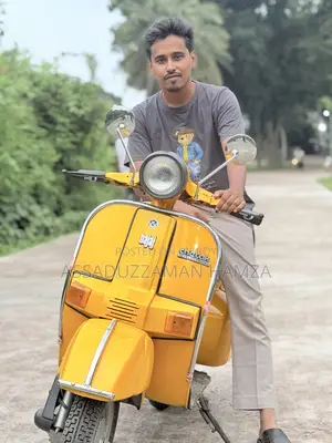 Bajaj Chetak 1980 Yellow