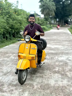 Bajaj Chetak 1980 Yellow