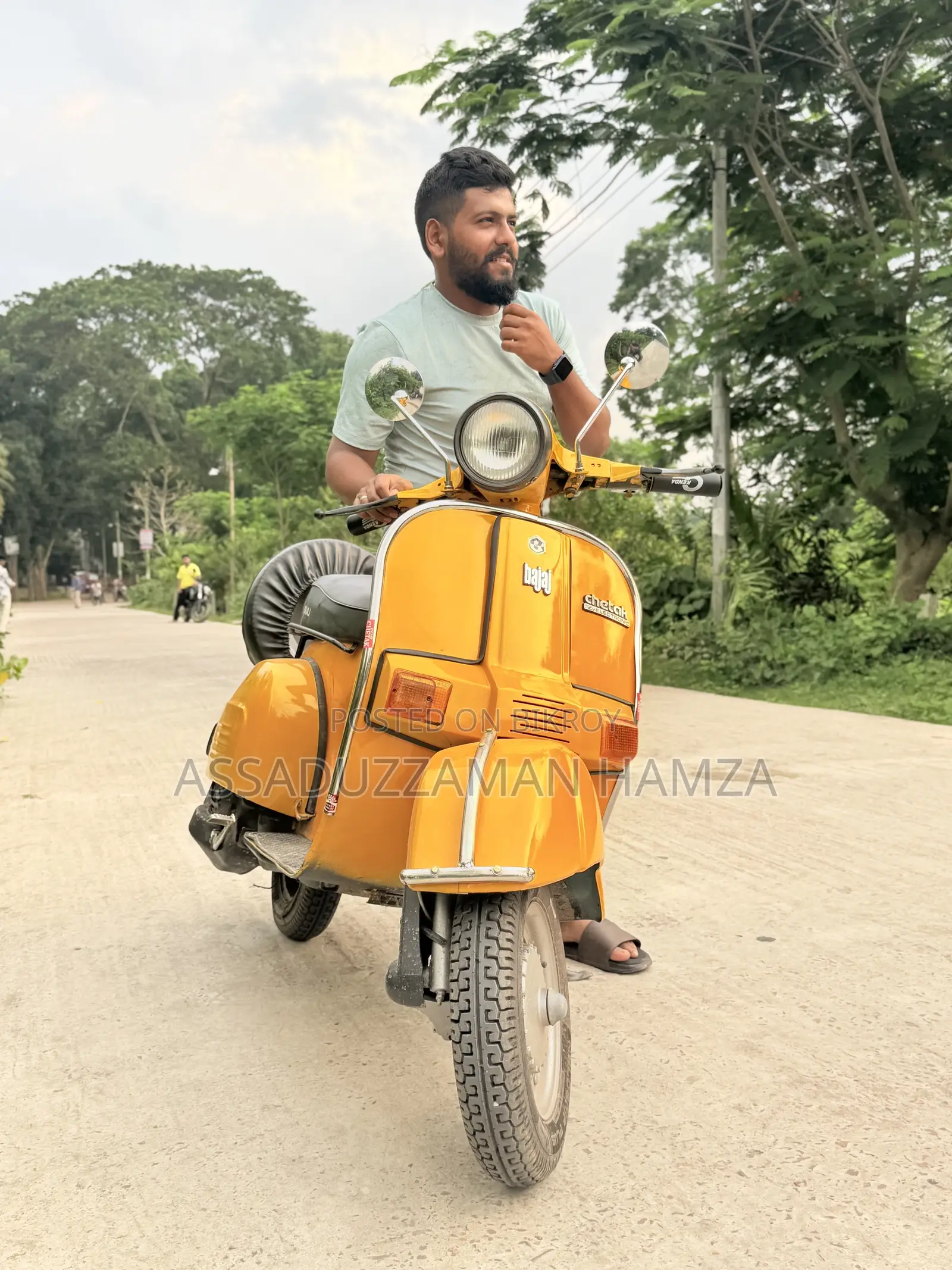 Bajaj Chetak 1980 Yellow